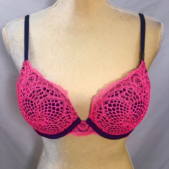 Victoria's Secret Other - Victoria’s Secret Push Up bra 32C NWT